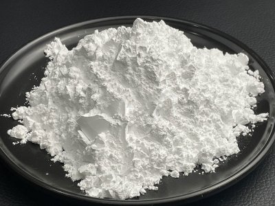 中國氧化鋁頭上的三座大山