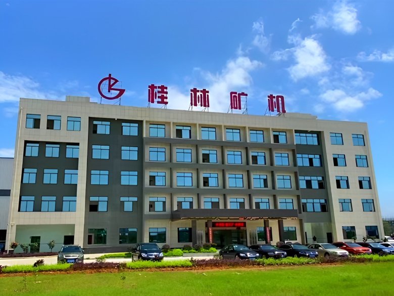 桂林磨粉機哪家好選桂林礦山機械有限公司